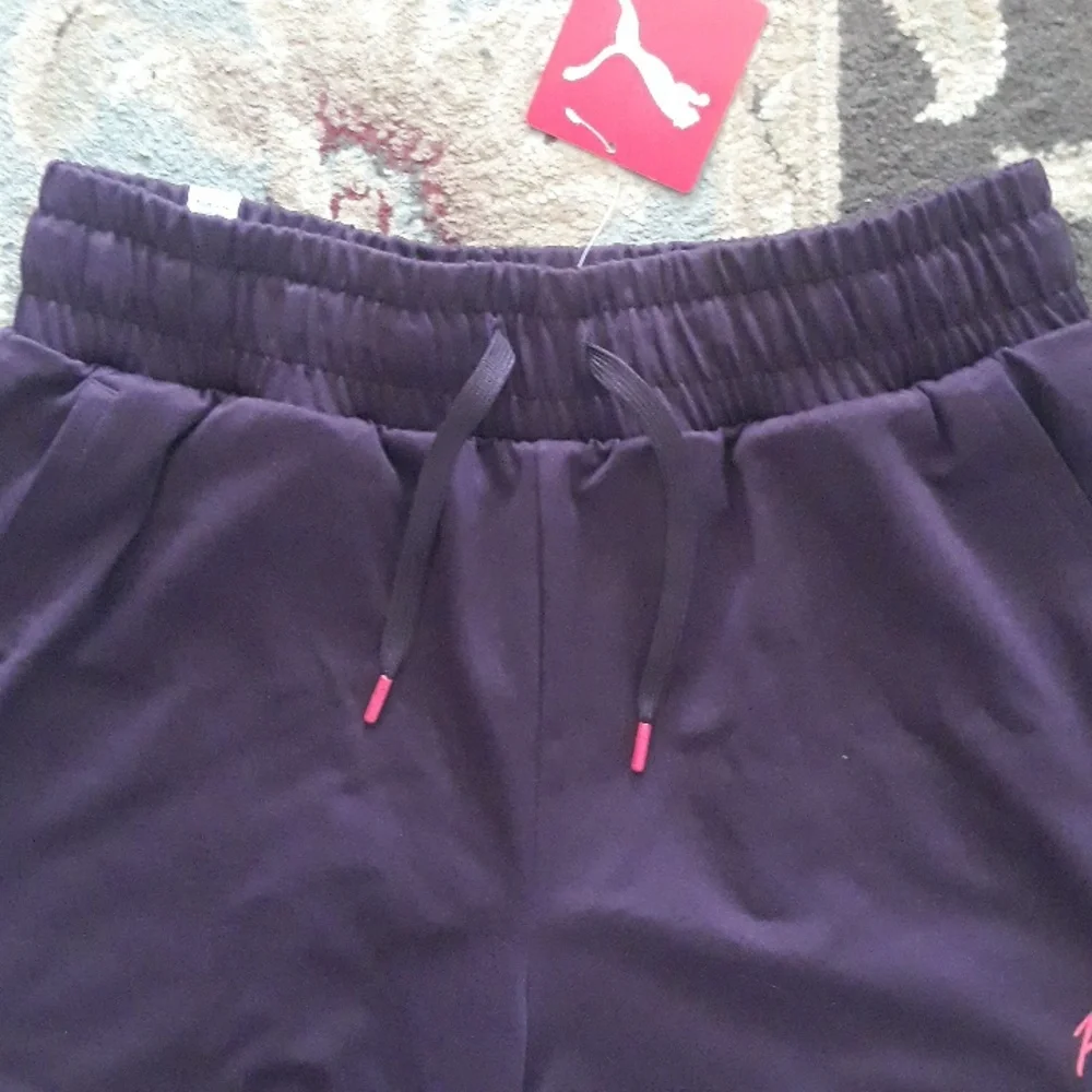 Puma ladies shorts - Picture 7 of 16